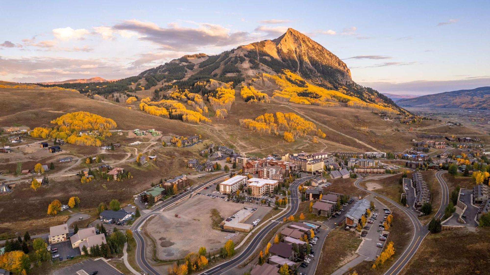 Studio 565 Perfect Location With Pool And Hot Tub Crested Butte Dış mekan fotoğraf